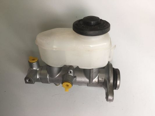 47201-38040	Auto Brake System Brake Master Cylinder OEM 47201-38040  FITS TOYOTA 	Brake Master Cylinder  FITS TOYOTA 