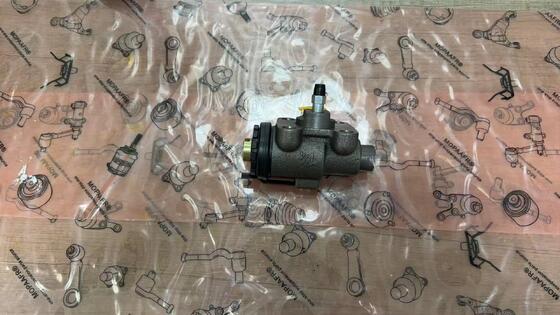 MB060570 Brake Wheel Cylinder Fits MITSUBISHI Canter