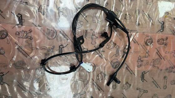 89542-52030 SENSOR, SPEED, FRONT RH For TOYOTA YARIS VIOS 8954252030